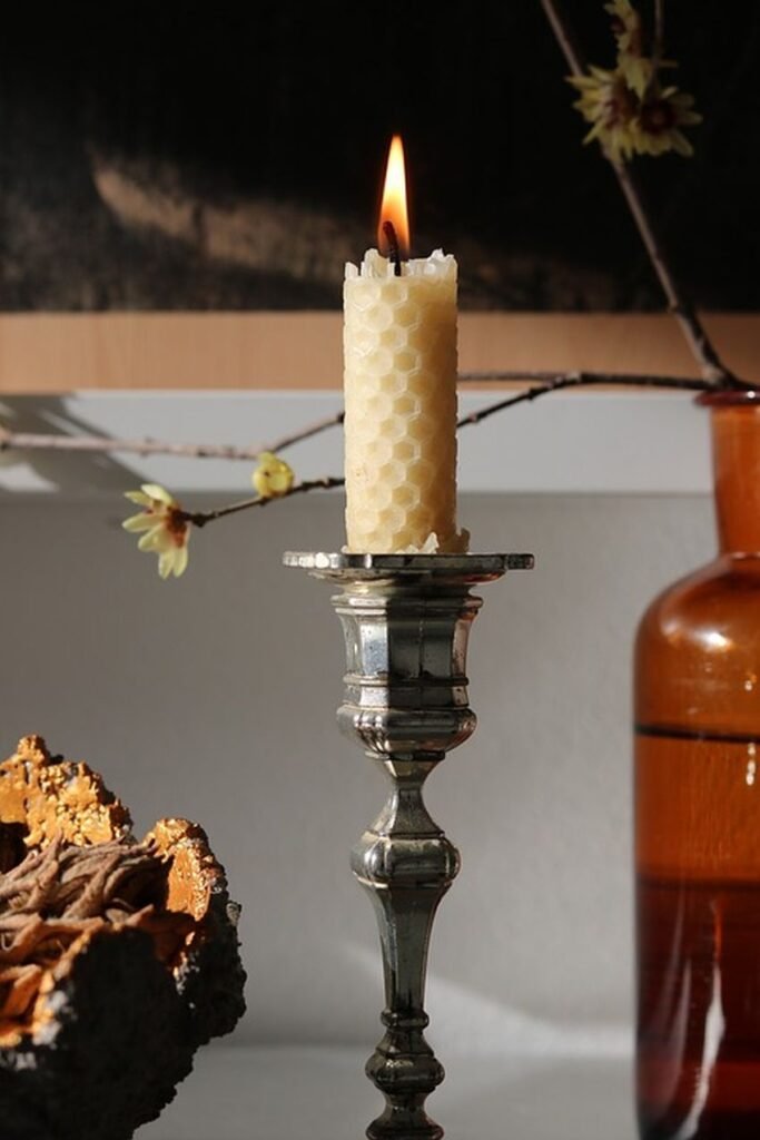 non dripping beeswax candle